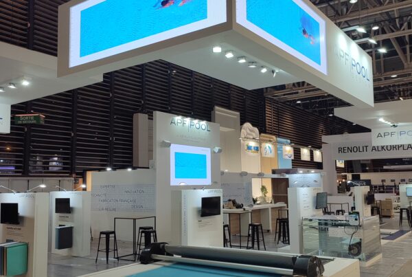 Stand global piscine